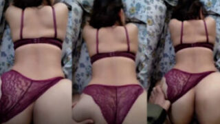 Bokep Indo Amanda Kena Entot Pacarnya Lagi Tanpa Lepas Daleman